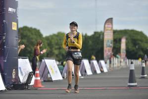 BIB: 0928
                            <button type="button" onclick="openModal(4911504)" class="btn btn-primary btn-sm float-right btn-popup" data-toggle="modal" data-target=".modal-high-quality">
                        <i class="fas fa-shopping-cart"></i> Add to Cart
                    </button>
                                            <button type="button" onclick="isThisMe(4911504, true)" class="btn btn-success btn-sm float-right btn-popup btn-isme hidden" data-toggle="tooltip" data-placement="bottom" title="นี่คือรูปของคุณใช่ไหม คลิกที่นี่เพื่อเอาเข้าอัลบั้ม">
                        <i class="fas fa-plus"></i> Add to album
                    </button>
                    <button type="button" onclick="isThisMe(4911504, false)" class="btn btn-warning btn-sm float-right btn-popup btn-isnotme hidden">
                        <i class="fas fa-ban"></i> Remove from album
                    </button>